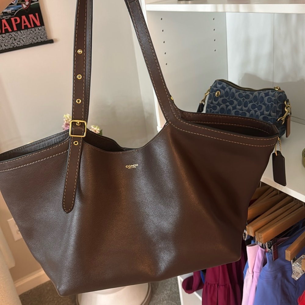 Coach Tote